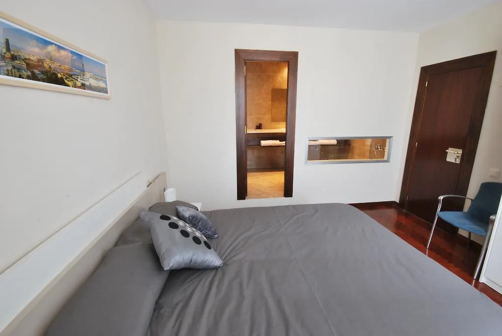Casp Sdb Apartment Barcelona Spain